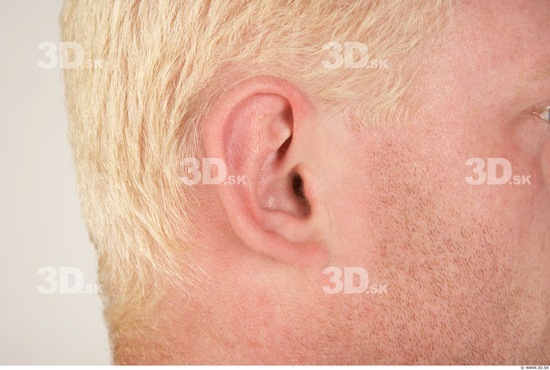 Ear Man White Nude Slim