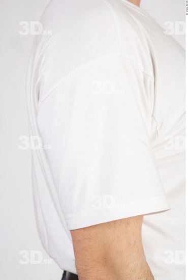 Arm Man White Casual Average