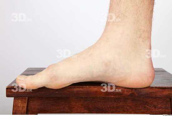 Foot Man Average Studio photo references