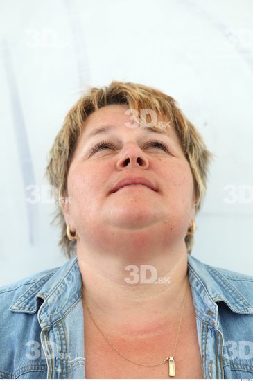 Neck Woman White Overweight