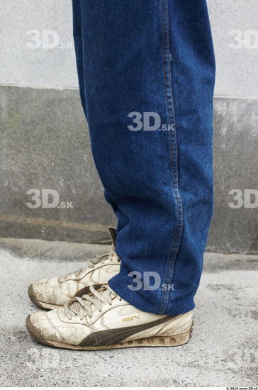 Calf Head Man Casual Jeans Average Bearded Street photo references