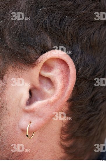 Ear Man White Jewel Average