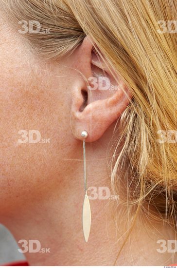 Ear Woman White Jewel Slim