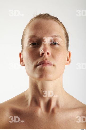 Head Woman White Piercing Slim