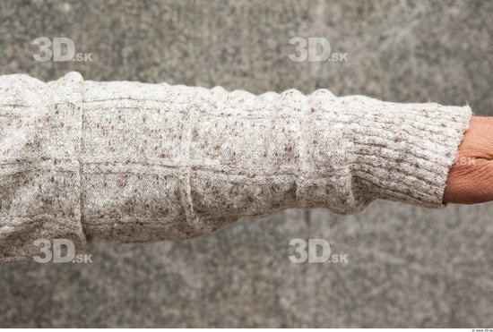 Forearm Man White Casual Sweater Average