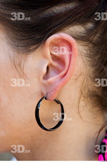 Ear Woman Casual Average Street photo references