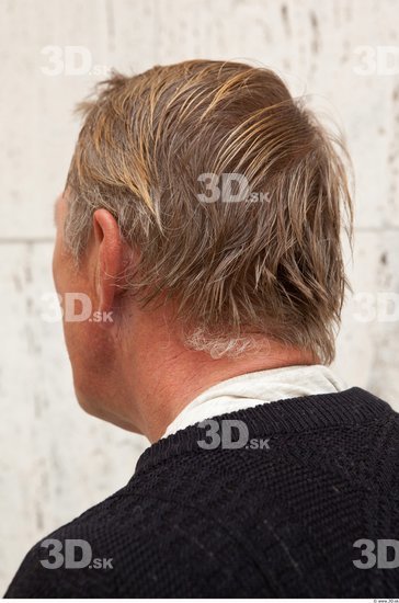 Head Man White Casual Average Wrinkles