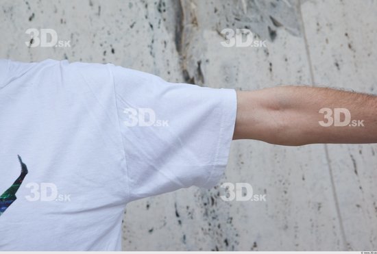 Arm Man Casual Shirt T shirt Average Street photo references