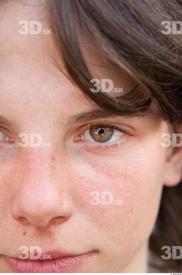 Eye Woman Casual Average Street photo references