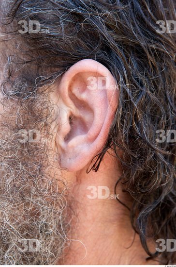 Ear Man White Casual Average