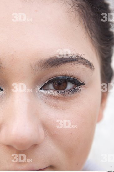 Eye Woman White Average