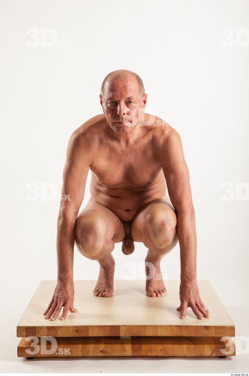 Kneeling pose of nude Ed