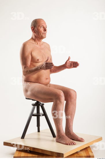 Sitting pose of nude Ed