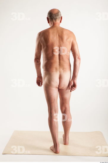 Walking pose of nude Ed