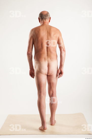 Walking pose of nude Ed