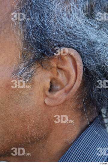 Ear Man White Casual Average Street photo references