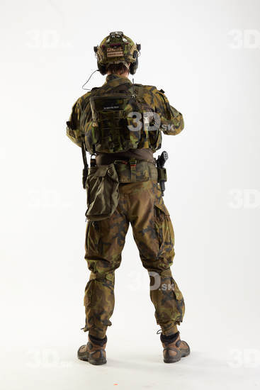 Whole Body Weapons-Rifle Man Pose with machine rifle White Army Athletic Studio photo references