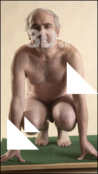 Kvido poses