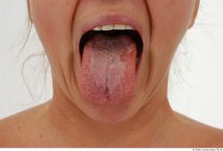 Tongue Woman White Average